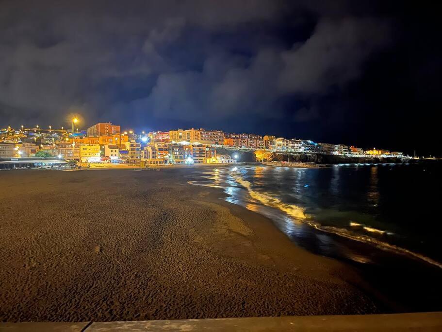 Pieds Dans L'Eau - Vue Sur Mer - Playa De Melenara Extérieur photo